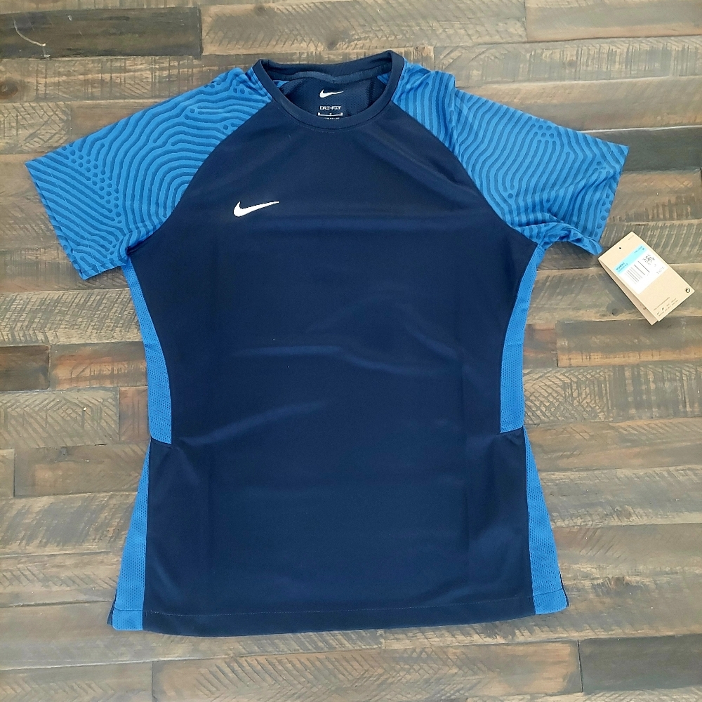 NWT NIKE Blue Dri-Fit women top size medium